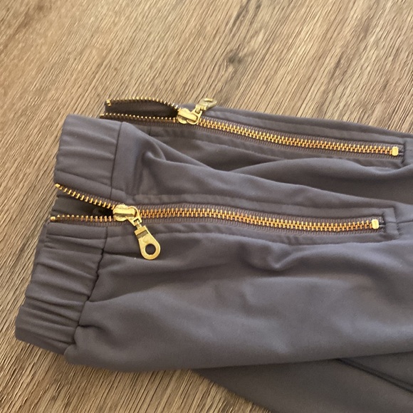 Zyia zipper jogger - Picture 2 of 4